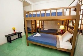 Base Villa Phnom Penh - Hostel