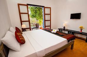 Base Villa Phnom Penh - Hostel