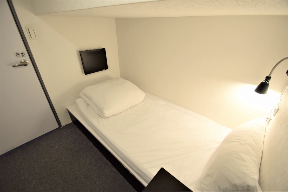 Inn Cube Taipei Main Station