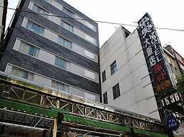 Central Hotel