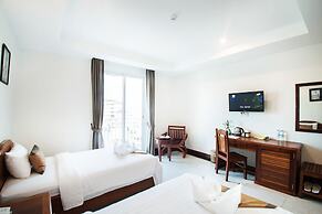 Relax Hotel