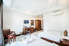 Relax Hotel