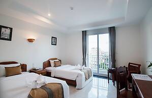 Relax Hotel