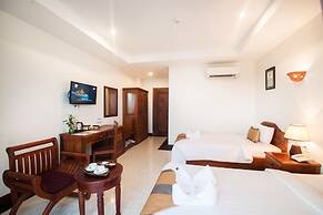 Relax Hotel
