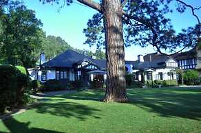 Hill Cottage