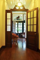 Hill Cottage