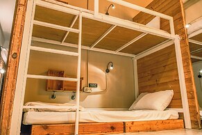 Lane62 Hostel