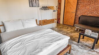 Lane62 Hostel