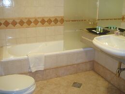 Al Manar Grand Hotel Apartments