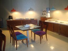 Al Manar Grand Hotel Apartments