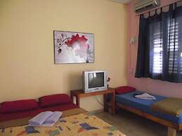 Hotel 28