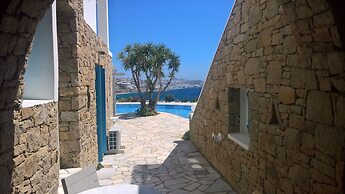 Adikri Villas & Suites