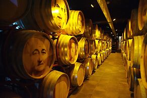 Katogi Averoff Hotel & Winery
