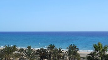 Bahía Calma Beach