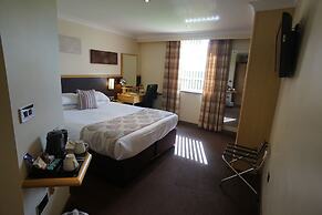 Damon's Hotel