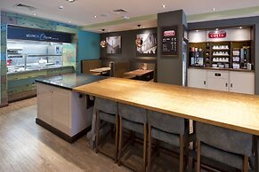 Premier Inn Blackburn Town Centre