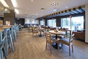 Premier Inn Honiton