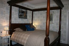 Ardmeanach House
