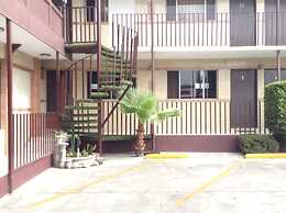 Hotel Sahara