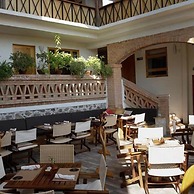 Casa Tsaya Boutique