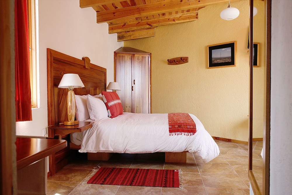 Casa Tsaya Boutique
