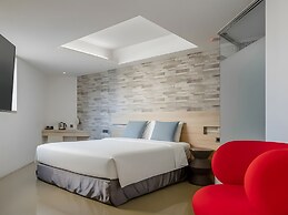 CHECK inn Taichung Liming