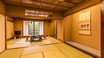 Ooedo Onsen Monogatari Premium Yoshinoya Irokuen