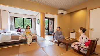 Ooedo Onsen Monogatari Premium Yoshinoya Irokuen