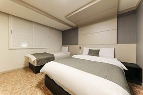 Major Hotel