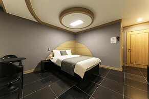 Major Hotel
