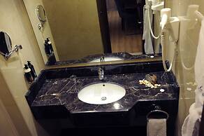 Gems Hotel
