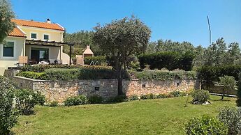 Villa Mirothea