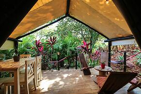 Flor y Bambu Hotel Glamping