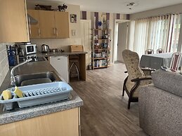 Orchard Side Bed and Breakfast