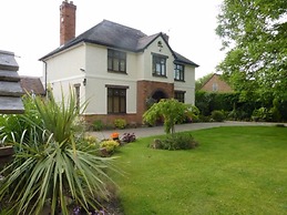 Orchard Side Bed and Breakfast