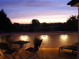 Orchard Side Bed and Breakfast