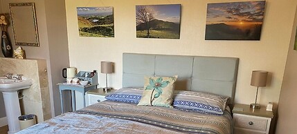 Orchard Side Bed and Breakfast
