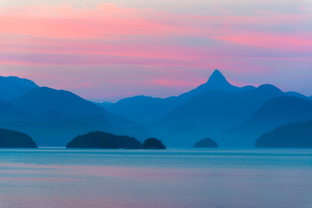 Nootka Island Lodge