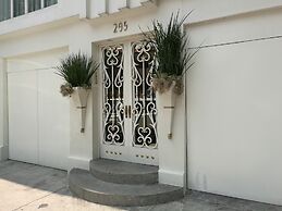 Casa Corp