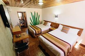 Las Palmas Hotel