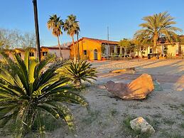 Las Palmas Hotel