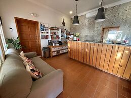 Las Palmas Hotel