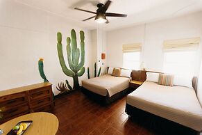 Las Palmas Hotel