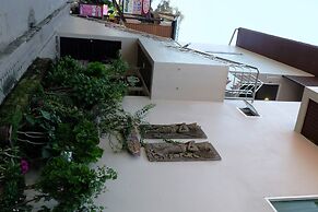 Chilli Hotel & Restaurant