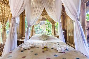 Omunity Bali