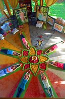 Omunity Bali