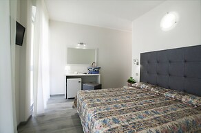 Hotel Thea