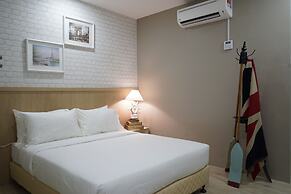 LightHouse Hotel & ShortStay