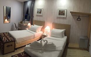 LightHouse Hotel & ShortStay
