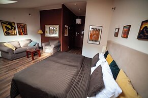 Lounge Apartments
